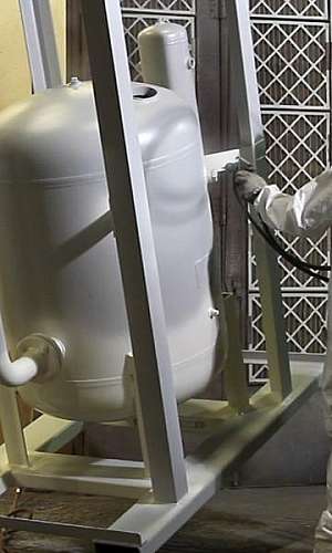 Revestimento anticorrosivo de equipamento industrial Revestimento anticorrosivo de equipamento industrial