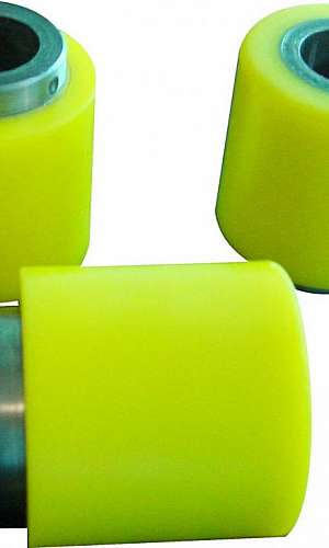 Revestimento de poliuretano em rodas de empilhadeiras elétricas Revestimento de poliuretano em rodas de empilhadeiras elétricas